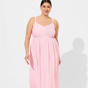 Torrid - NWT - Pink Maxi Plisse Pleated Dress - Size 3